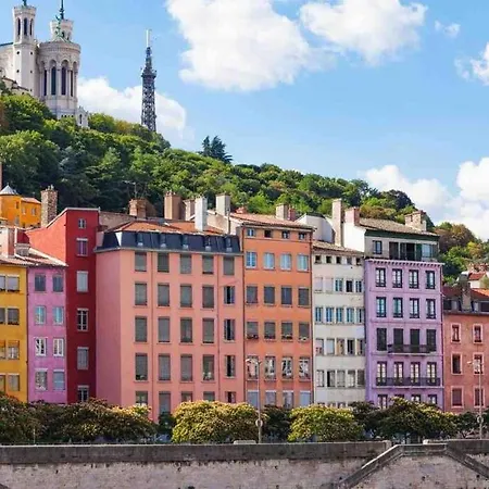 Loft 90m2 Avec Chauffé Unique à * Lione